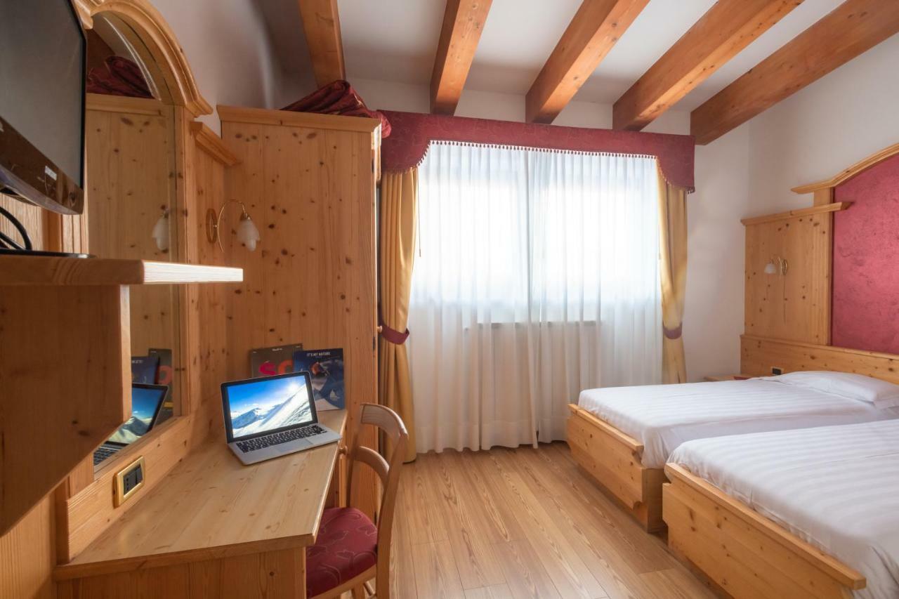 Hotel Angelo Passo del Tonale Esterno foto